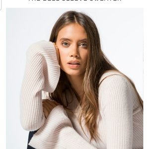 Carbon38 cashmere sweater